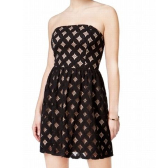 Jump Dresses & Skirts - ⭐HP⭐NWT JUMP Black Detail/Nude Dress - Small